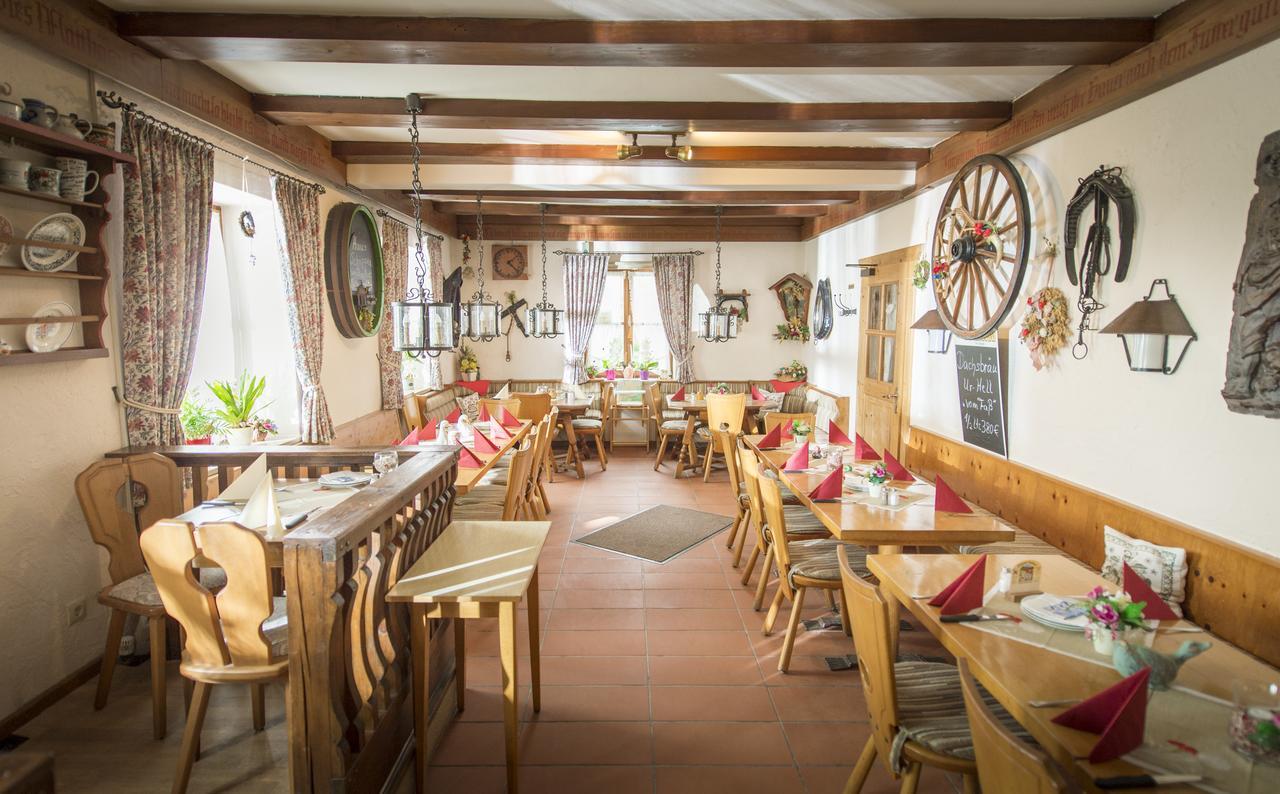 Landgasthof Pilsenhof Entenbraterei Хехендорф-ам-Пильзензее Экстерьер фото