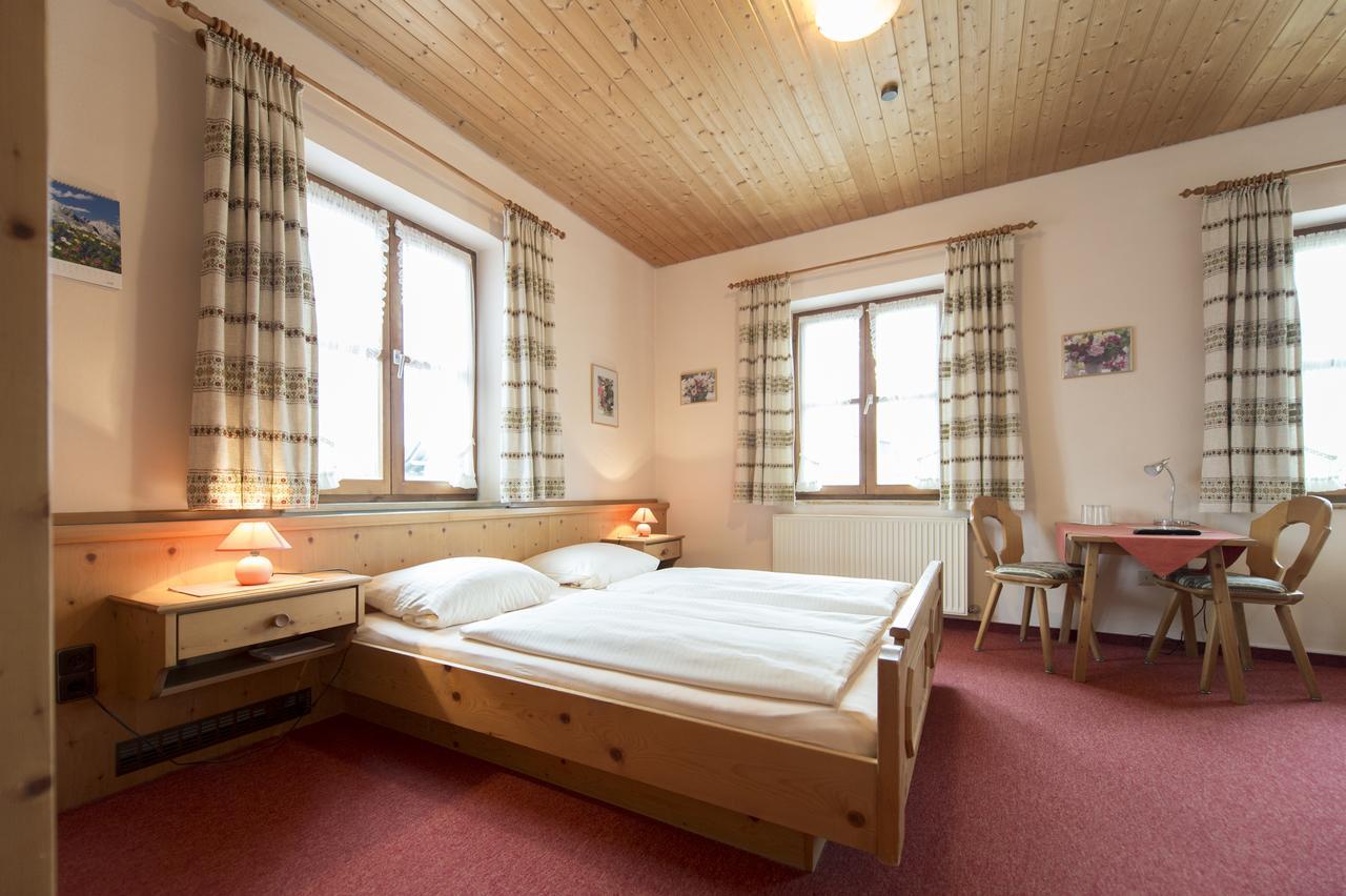 Landgasthof Pilsenhof Entenbraterei Хехендорф-ам-Пильзензее Экстерьер фото